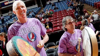 Next Story Image: Bill Walton rocks in the New Year ... and then some